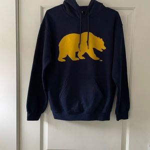 Gildan heavy blend unisex sweatshirt